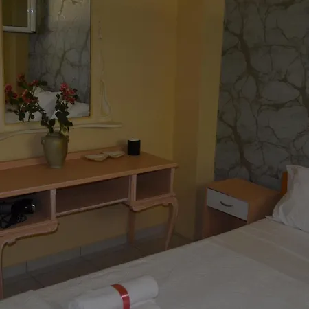 Ferienwohnung Christinas garden Patras Exterior foto